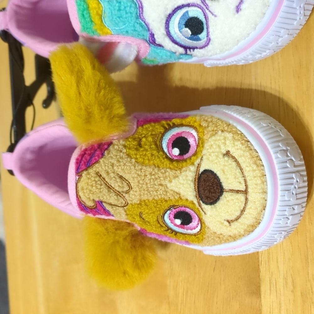 Girls Paw Patrol Shoes - Picture 2 of 5